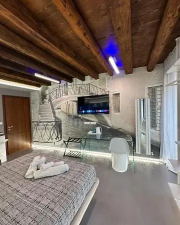 Fun Apartment *